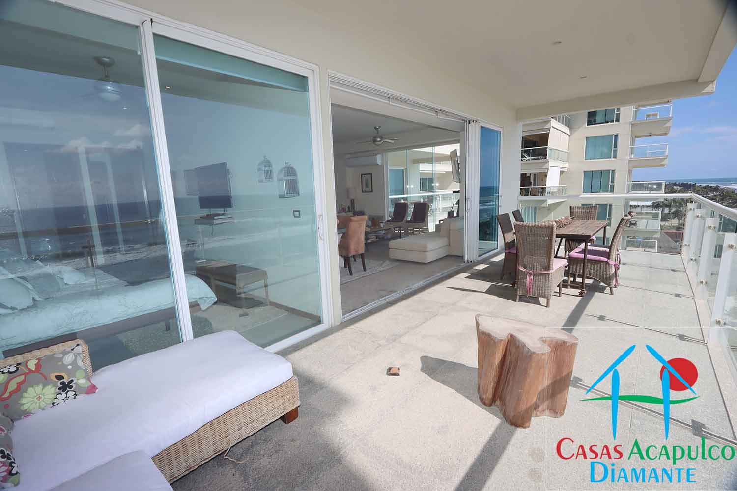 Ocean Front 604 - Terraza antes de Otis 9